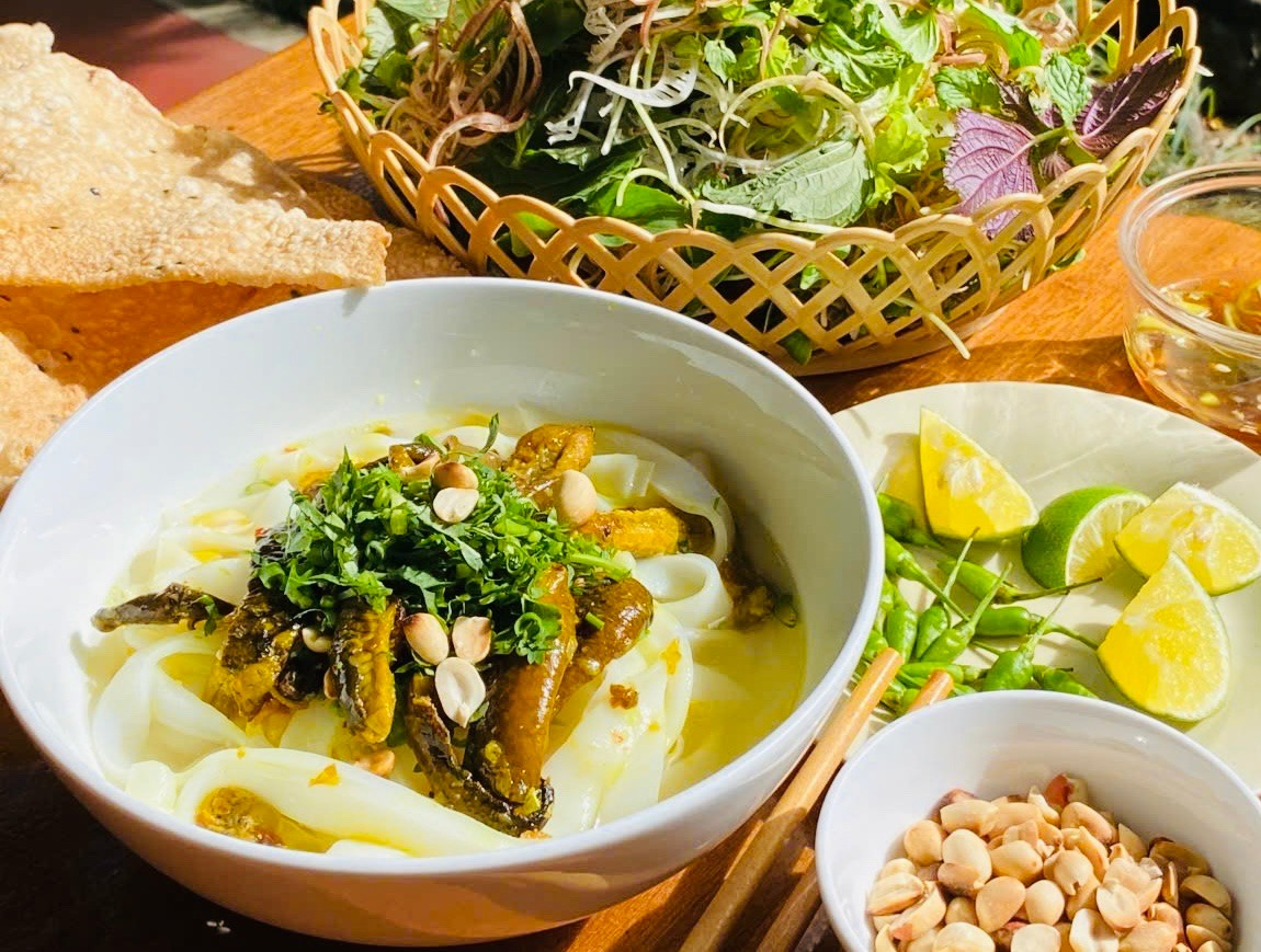Tô Mỳ Quảng đậm đà, chuẩn vị Quảng Nam.